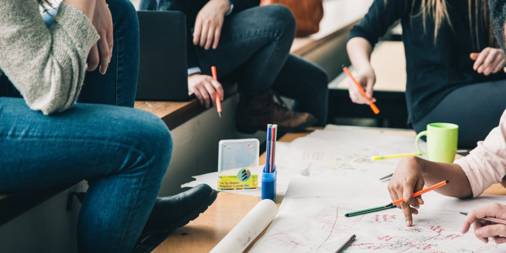 concorso-a-premi-creative-lab-per-studenti-it